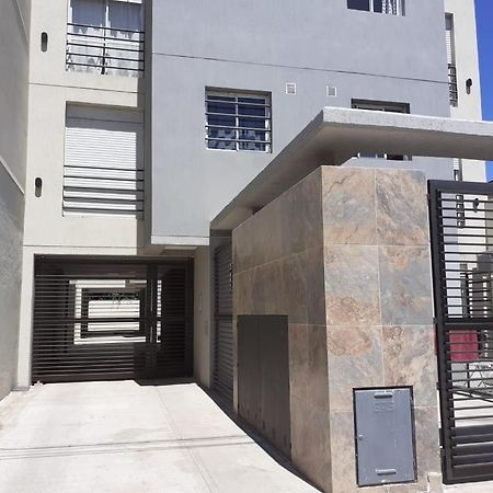 Departamento Witcomb Con Estacionamiento Apartment Bahia Blanca Exterior photo